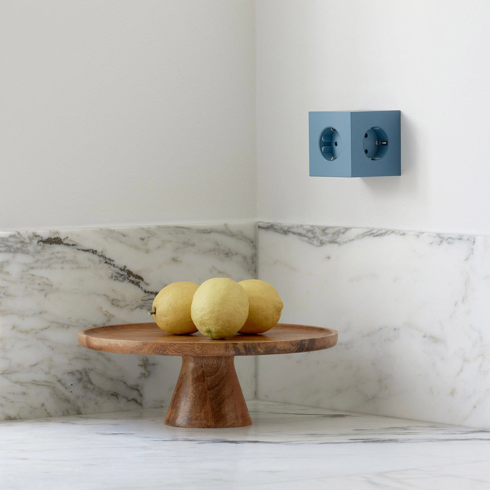 Avolt Square 2 Steckdose / opal white / Martinelli Luce