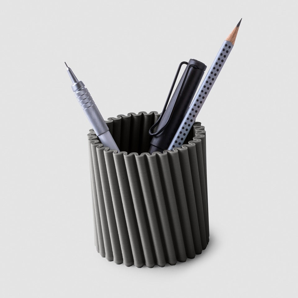 Stiftbecher Tilted Pot