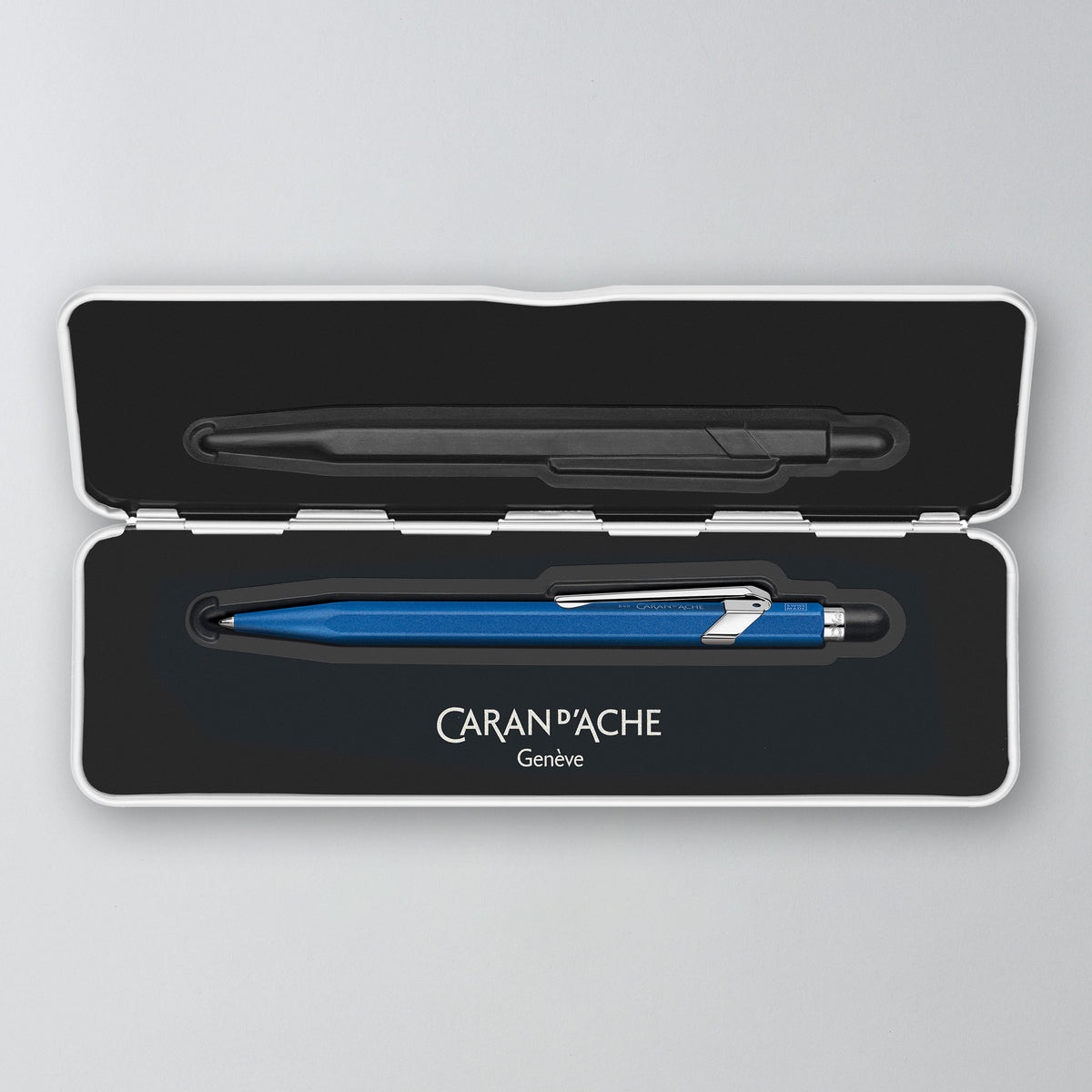 Metallbox mit Kugelschreiber 849 Colormat-X in Blau im Etui, Aufsicht #Farbe_Blau