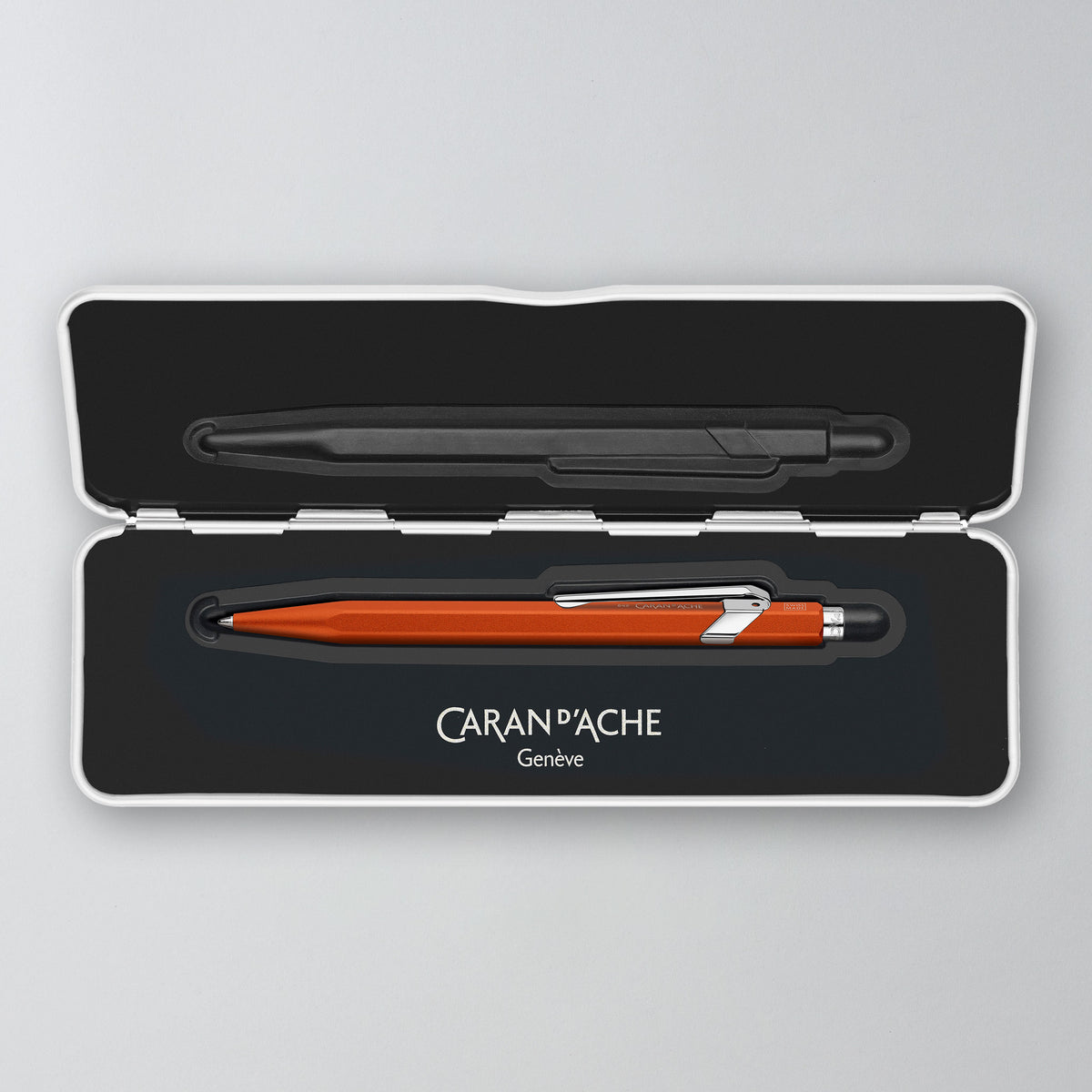 Metallbox mit Kugelschreiber 849 Colormat-X in Orange im Etui, Aufsicht #Farbe_Orange