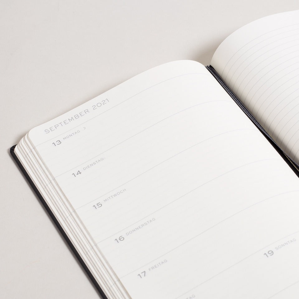 Wochenkalender und Notizbuch 2026 gepunktet
