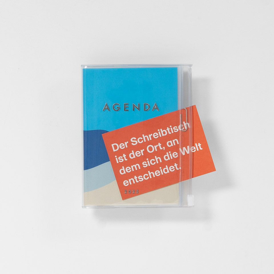A6 Kalender 2025/26 mit Umschlagtasche Berge