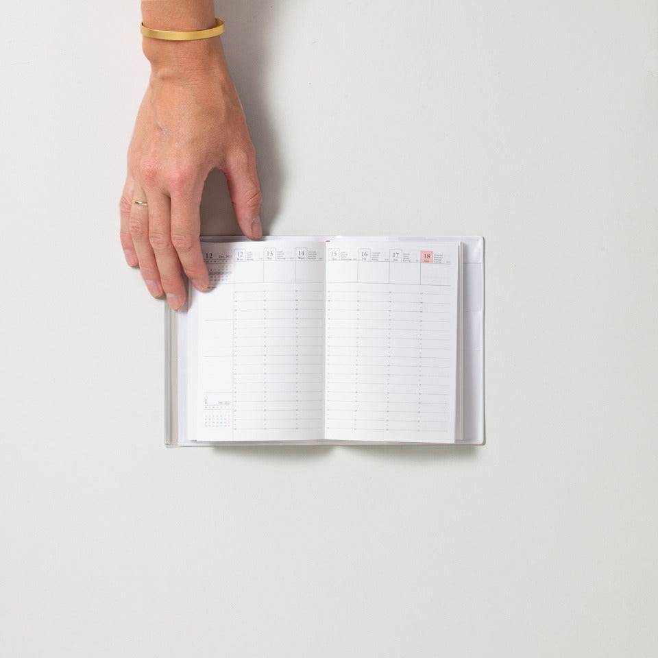 A6 Kalender 2025/26 mit Umschlagtasche Berge