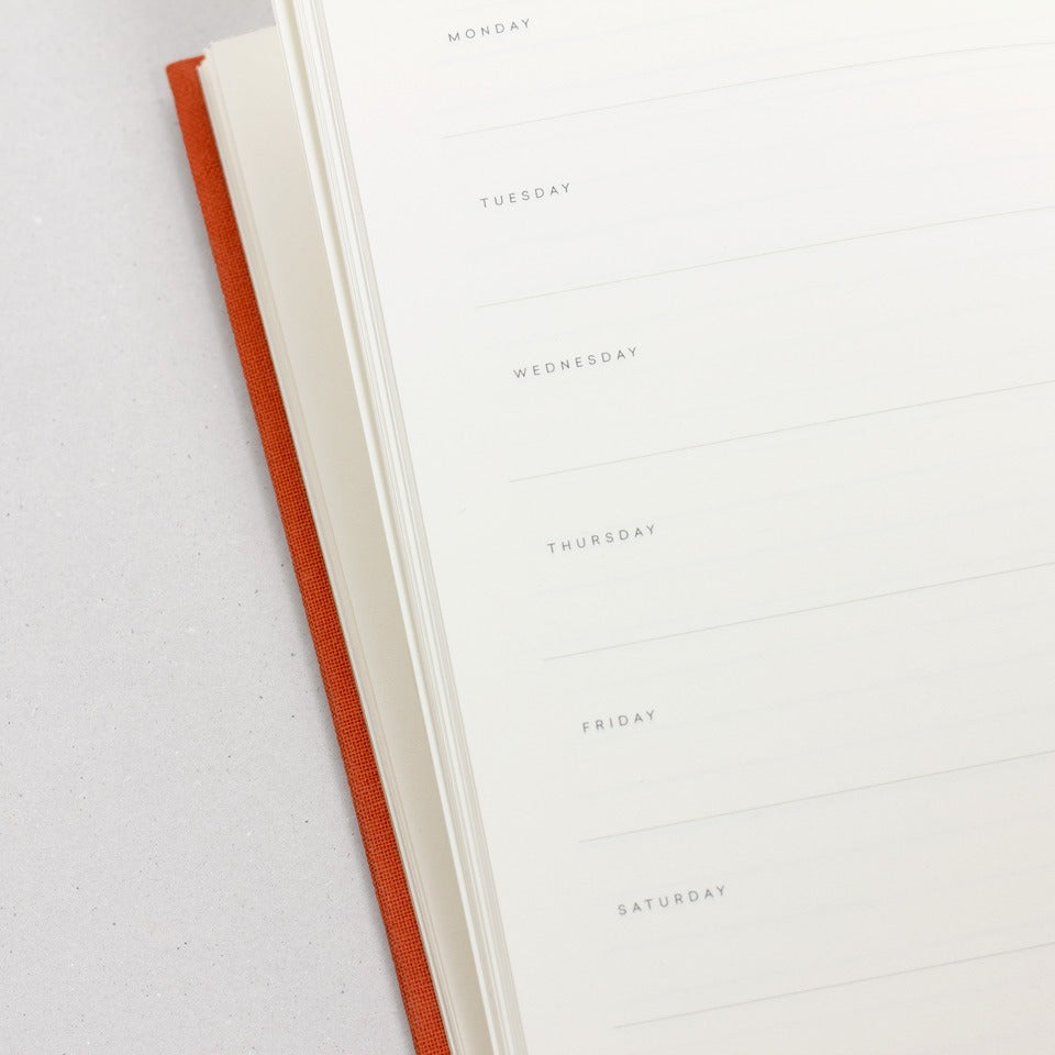 undatierter Kalender Notem rostrot / Even Weekly Journal