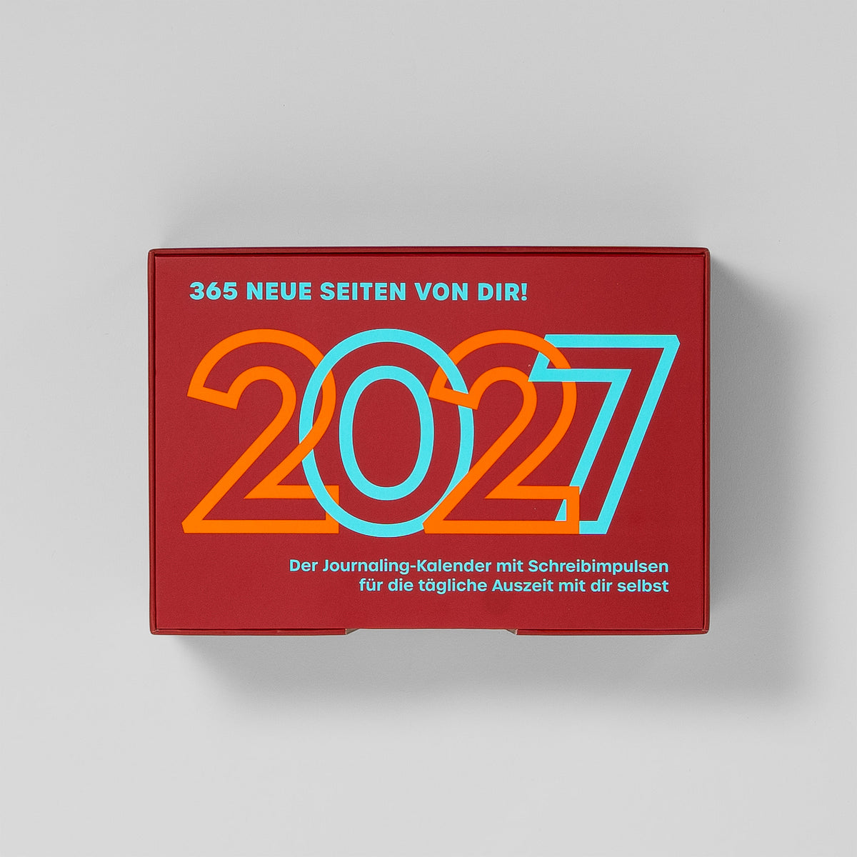 Geschlossene Box des Journaling-Kalenders 365 neue Seiten von dir 2027 von oben fotografiert