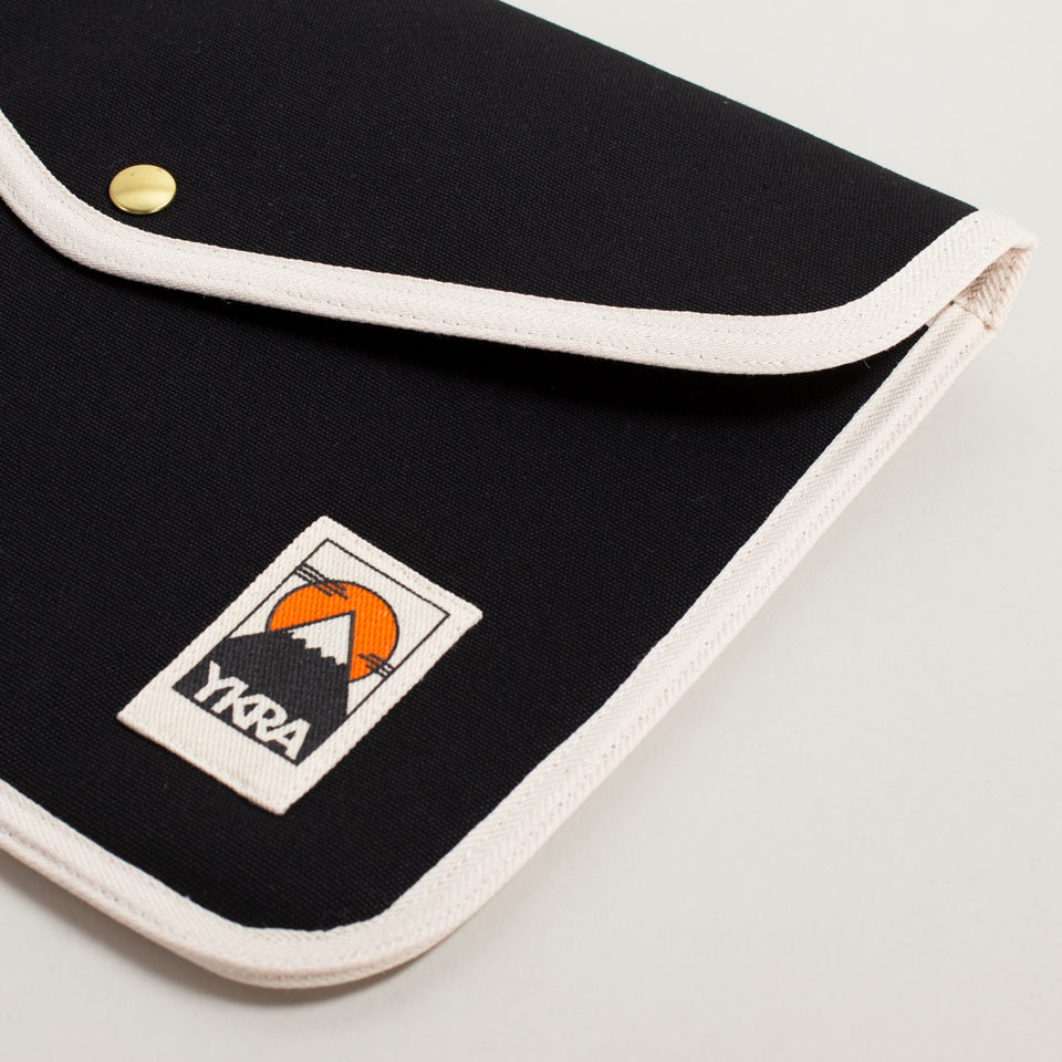 Laptoptasche M aus Canvas / Ykra