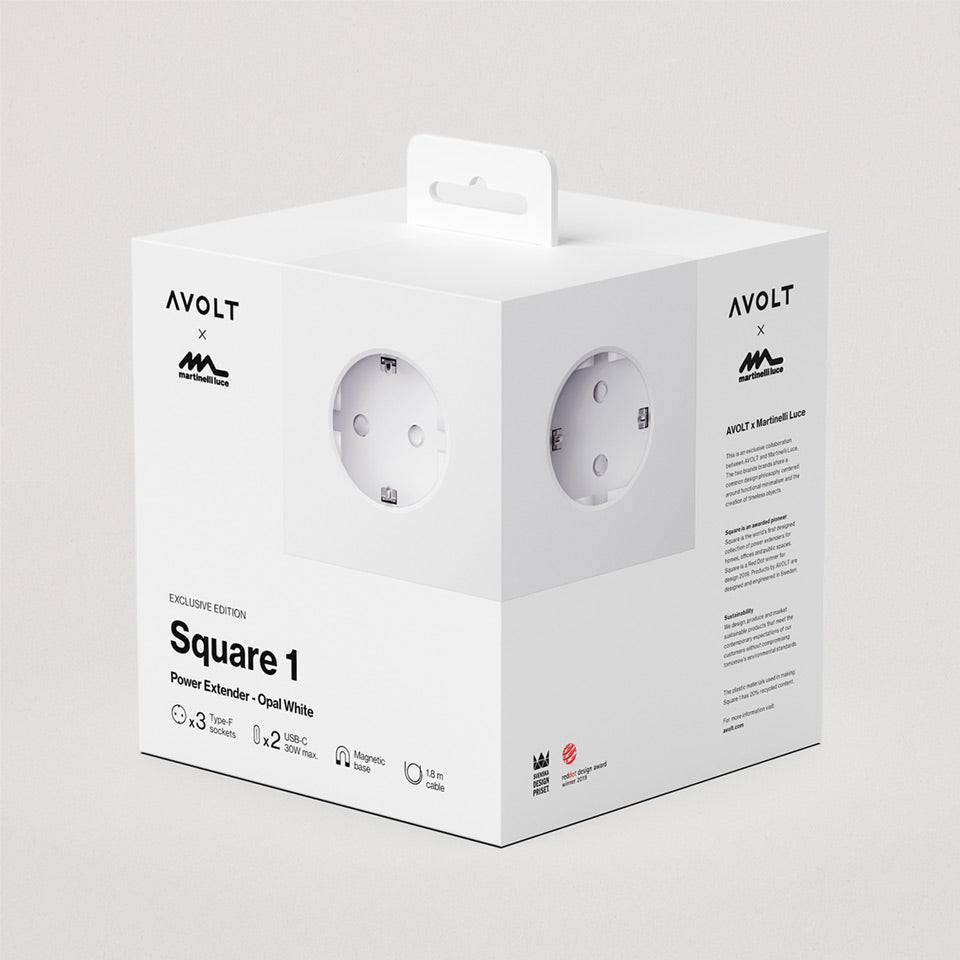 Mehrfachsteckdose in Opal White / Martinelli Luce  / Avolt Square 1