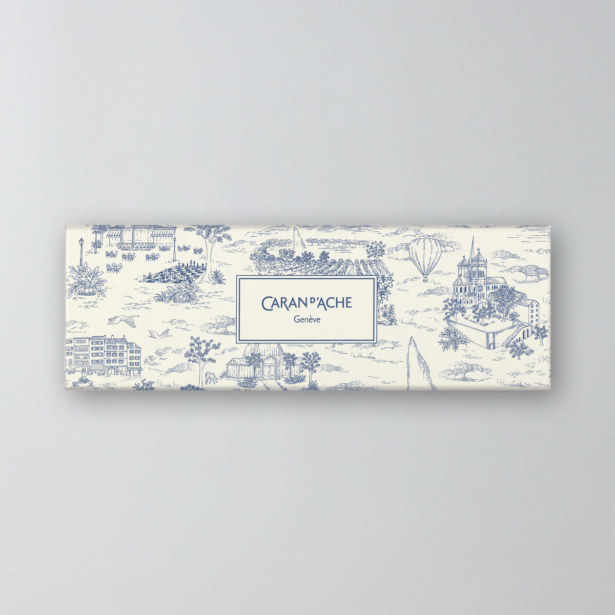 Kartonbox des weißen Toile de Jouy 849 mit blauem Motiv #Farbe_Weiß